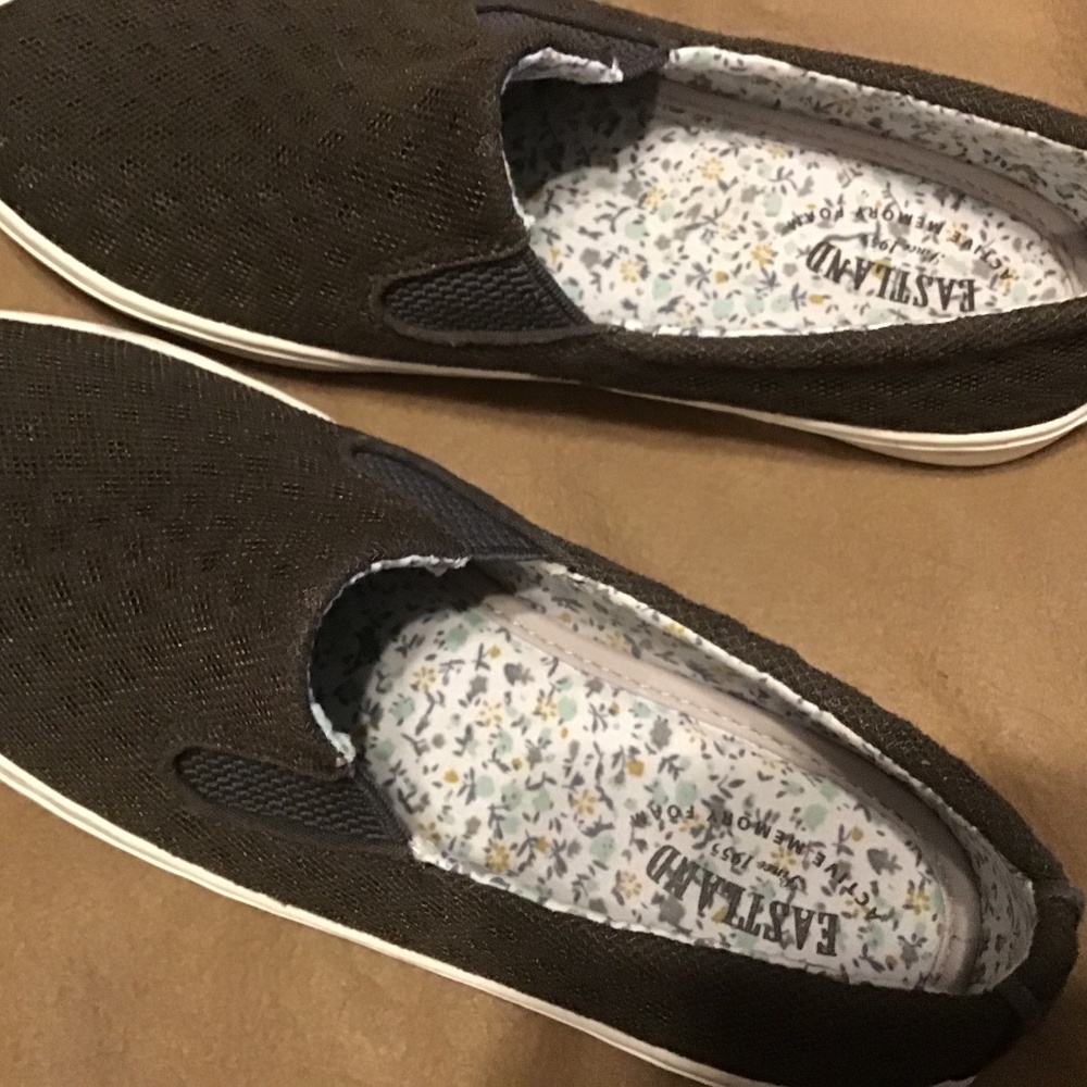 East land slip ons